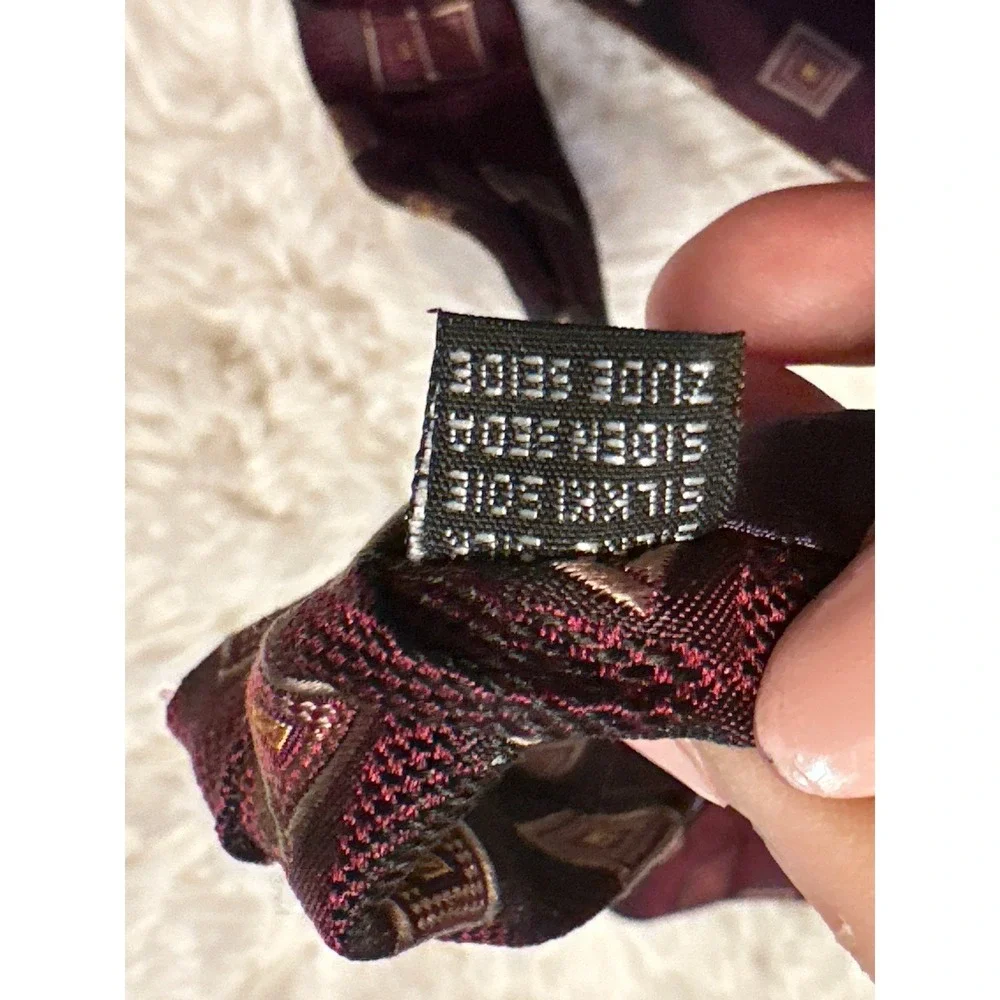 Roberto Villini Couture Burgundy Geometric Silk Tie Made in Italy Mens Necktie